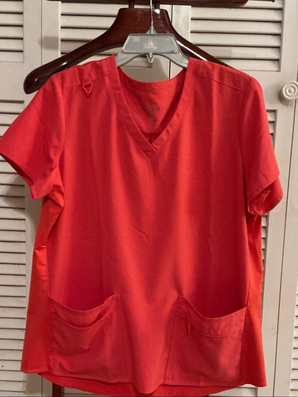Med Couture Red Women's V-Neck Scrub Top